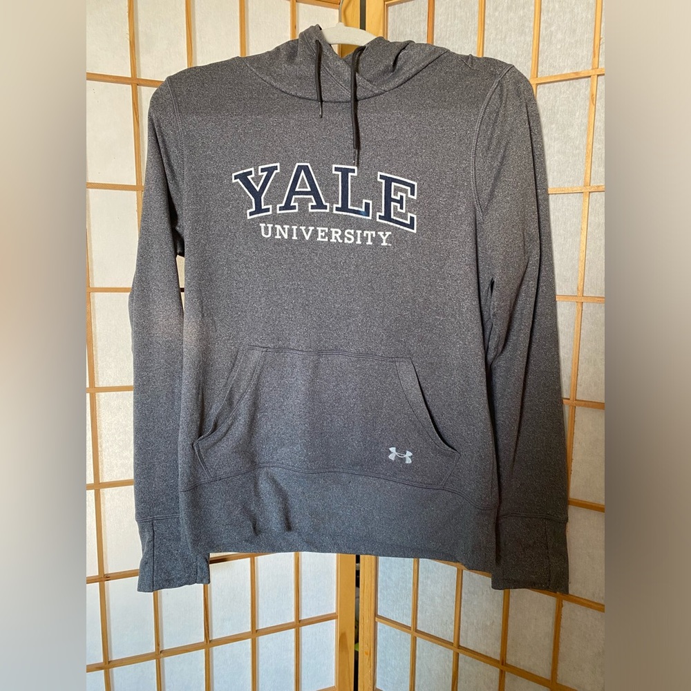 Under Armour 
 Hoodie Sweatshirt